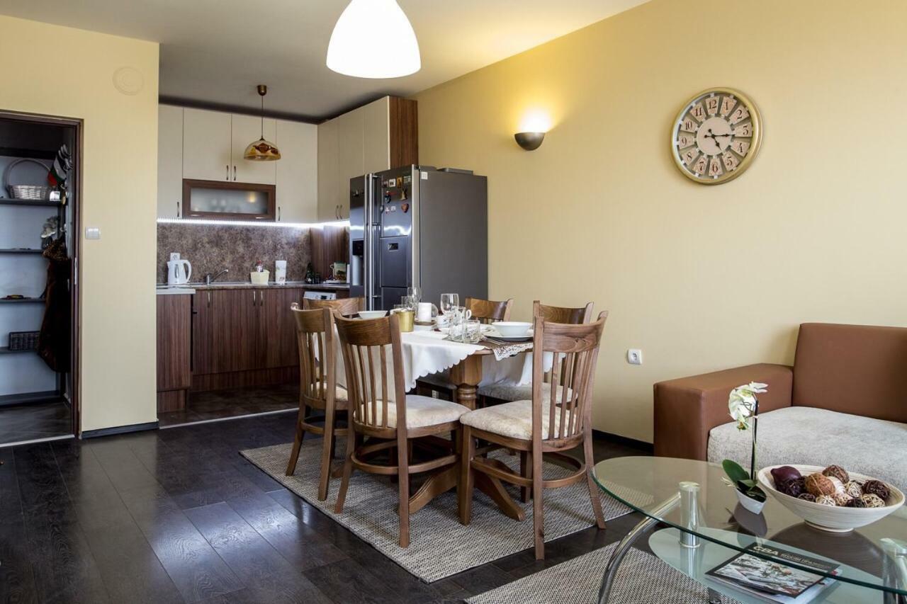 Danny House Apartment Veliko Turnovo Bagian luar foto